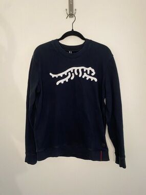 Sun Day Red Men’s Black Cotton Embroidered Golf Crewneck Medium
